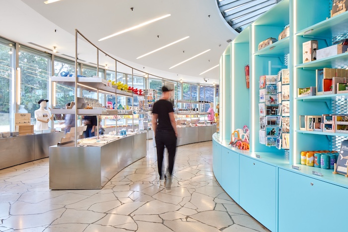 Atomium shop